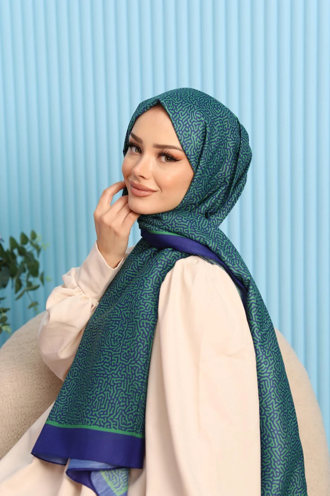 05 Siyane Scarf Karışık Desen Şal