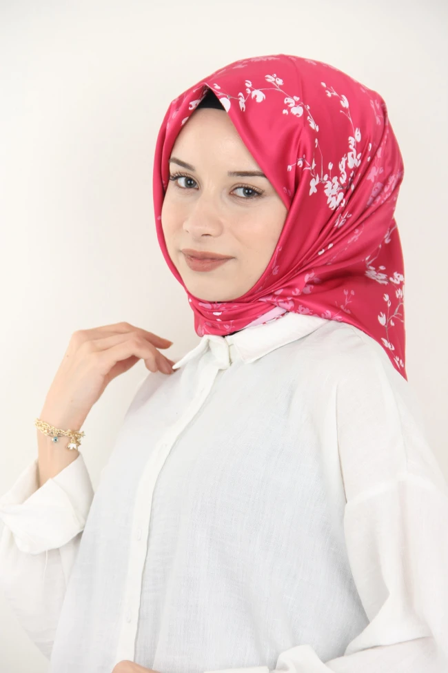 Fuşya Quaj Çiçek Desen İpek Rayon Eşarp