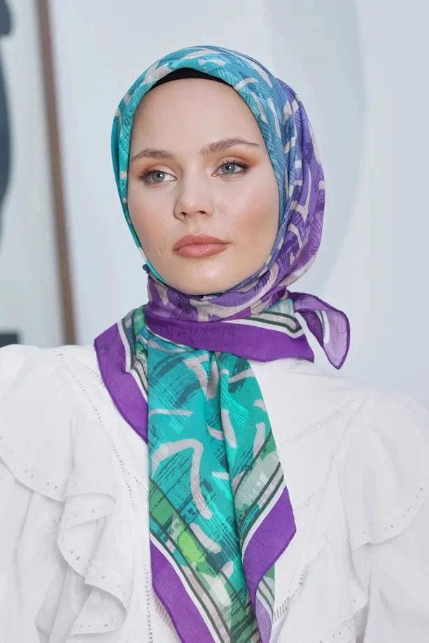 MÜRDÜM Loryan Scarf Desenli Arte Eşarp