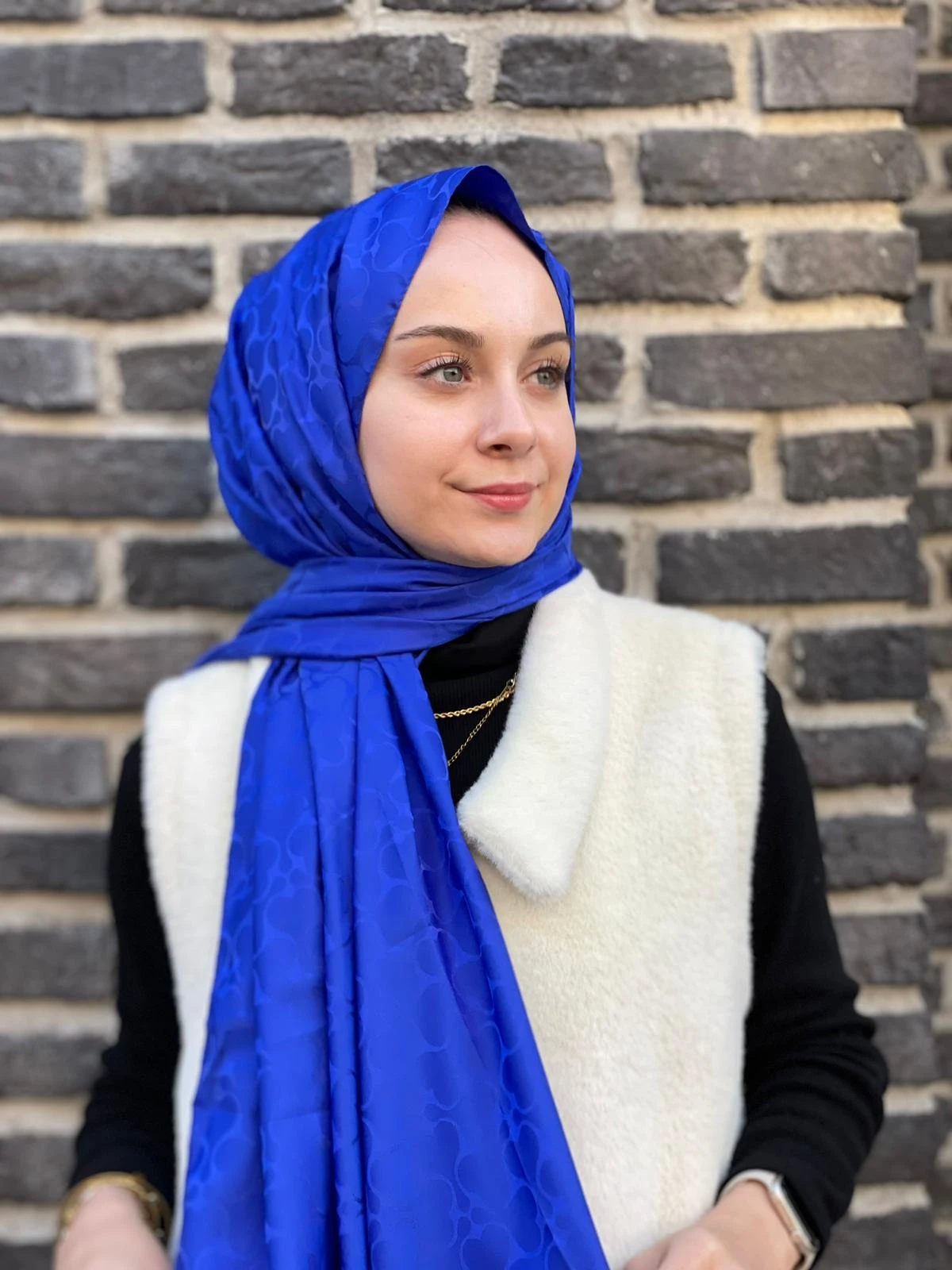 Saks Loryan Scarf Jakar Karmen Şal