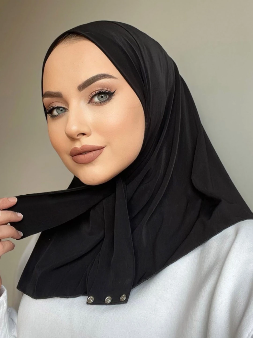 SİYAH Sendy Çıtçıtlı Fular Hijab